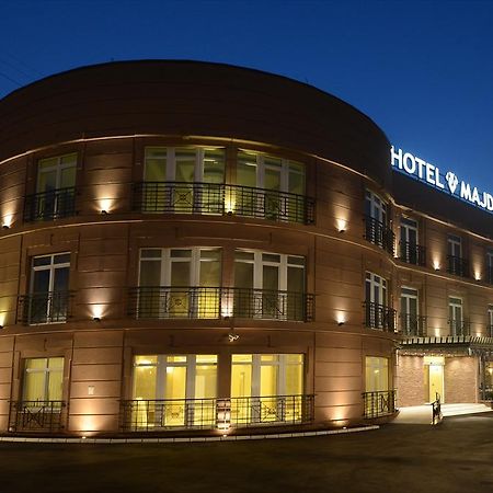 בלגרד Hotel Majdan מראה חיצוני תמונה