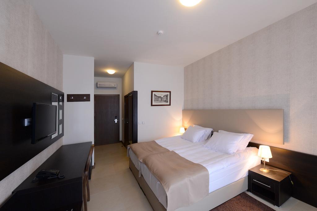 בלגרד Hotel Majdan מראה חיצוני תמונה