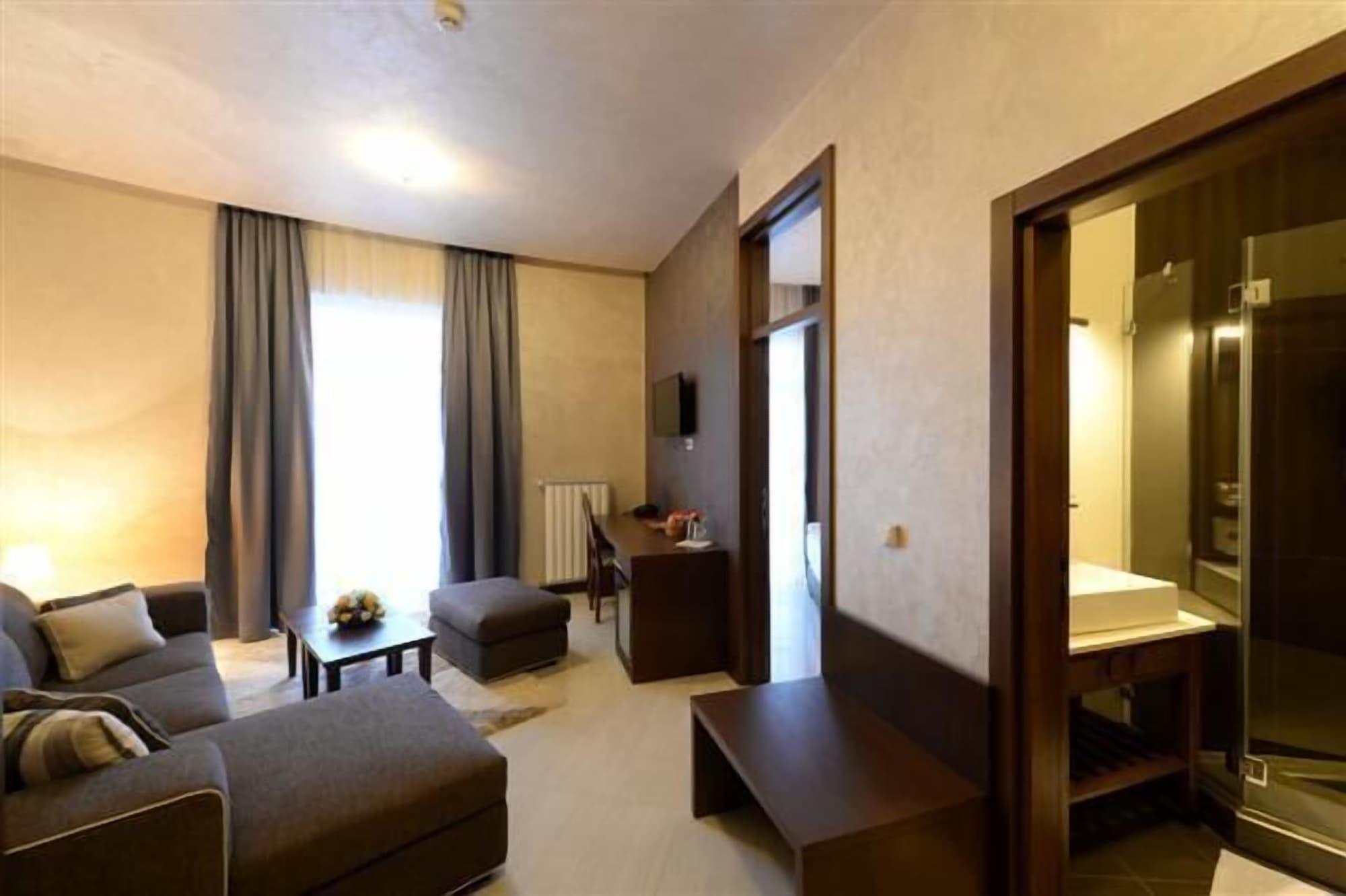 בלגרד Hotel Majdan מראה חיצוני תמונה