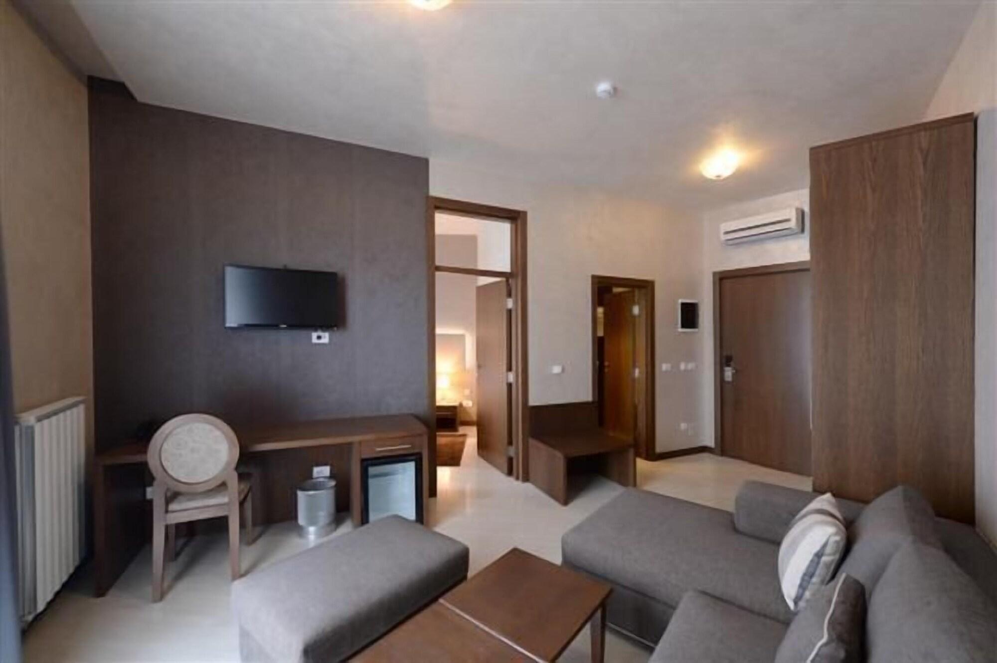 בלגרד Hotel Majdan מראה חיצוני תמונה