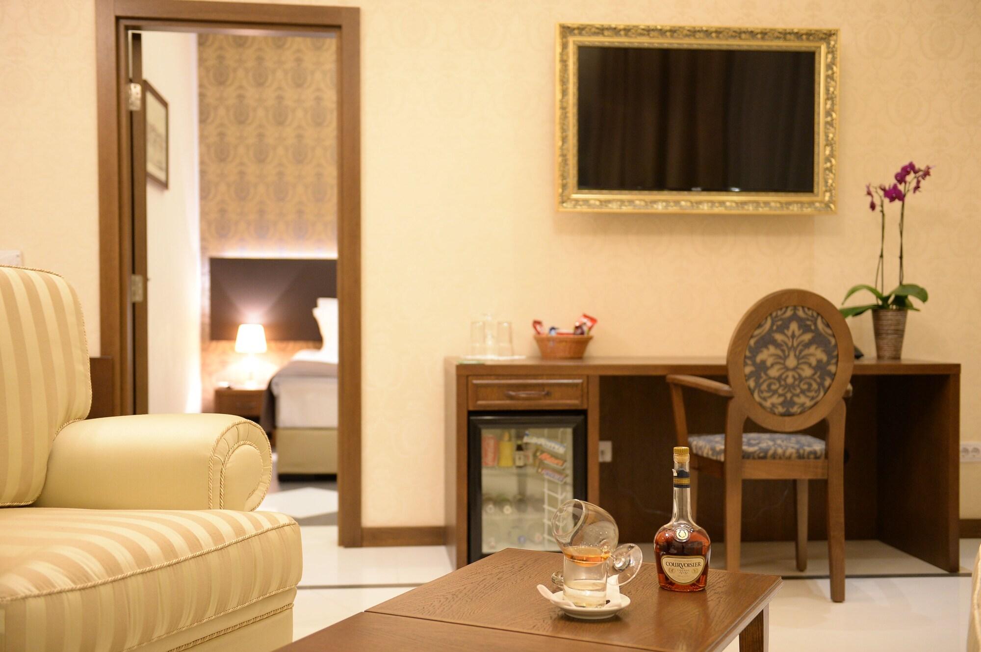 בלגרד Hotel Majdan מראה חיצוני תמונה