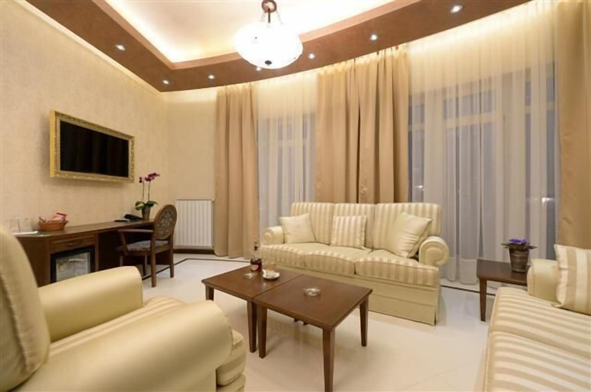 בלגרד Hotel Majdan מראה חיצוני תמונה