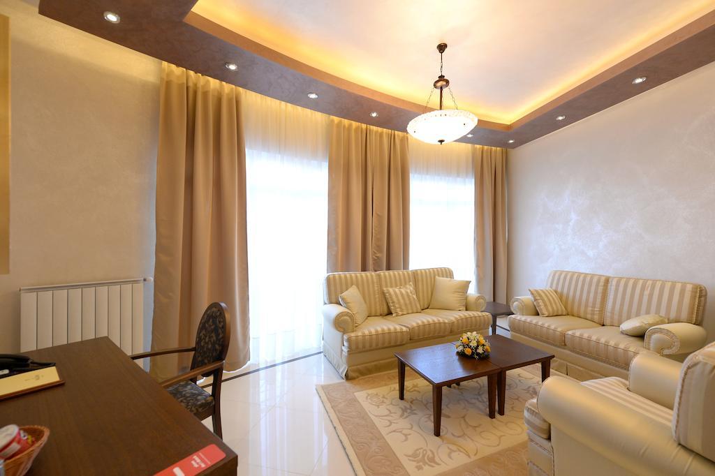 בלגרד Hotel Majdan מראה חיצוני תמונה